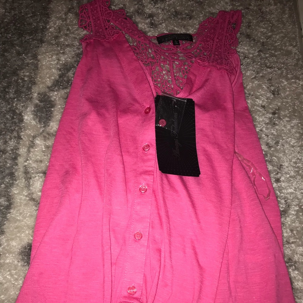 Almost Famous pink tank